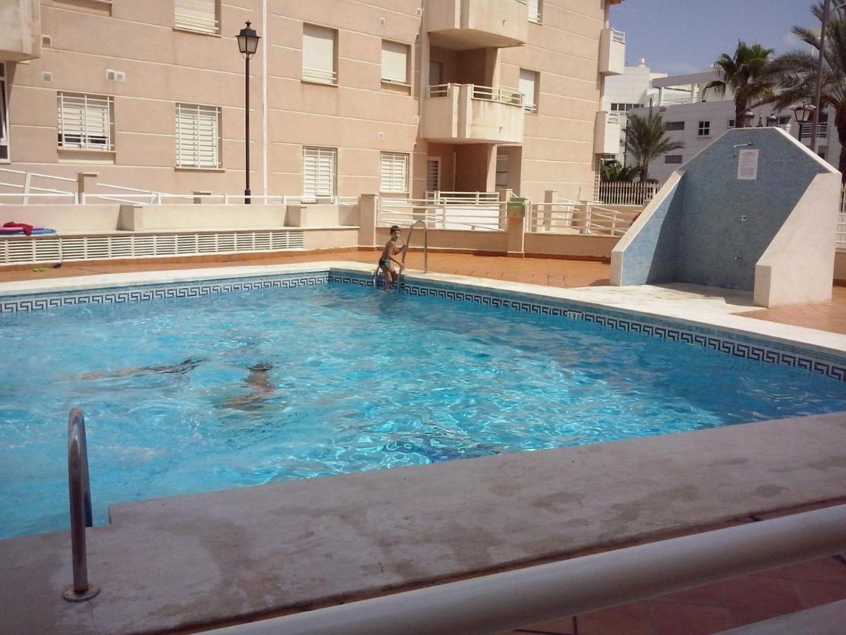 Apartamento Con Piscina Y Terraza A 50 Metros De La Playa روكيتاس ذي مار المظهر الخارجي الصورة