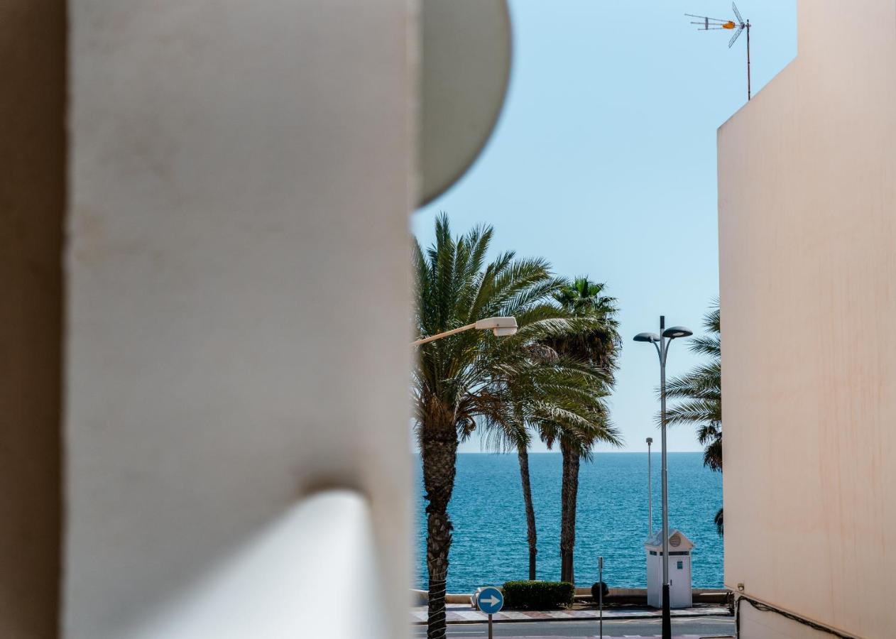 Apartamento Con Piscina Y Terraza A 50 Metros De La Playa روكيتاس ذي مار المظهر الخارجي الصورة
