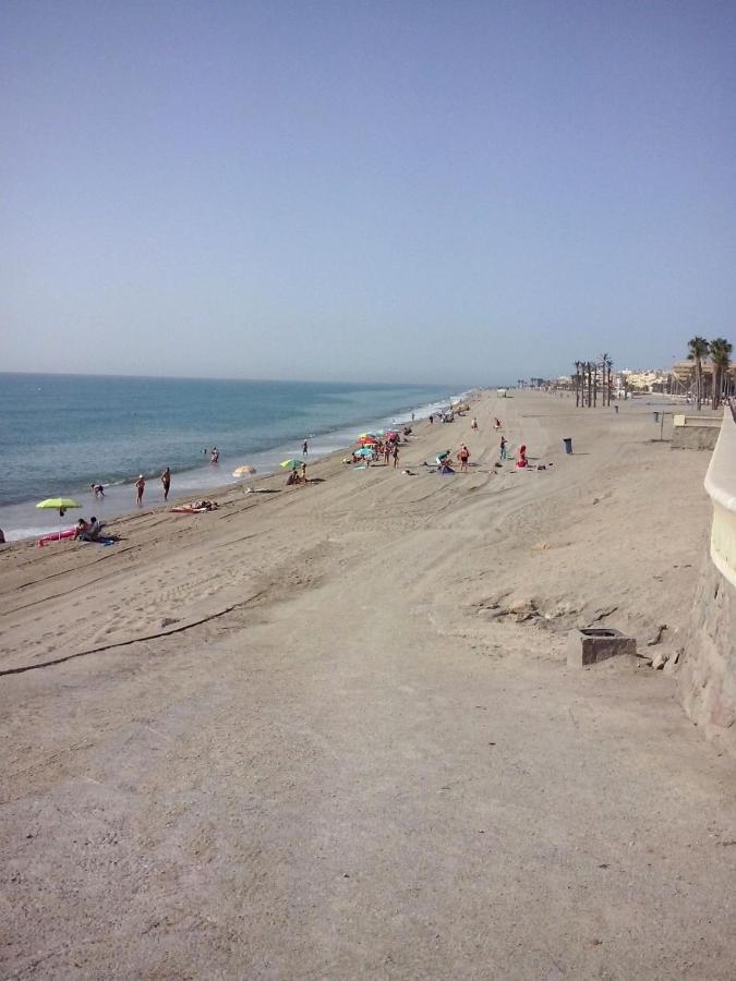 Apartamento Con Piscina Y Terraza A 50 Metros De La Playa روكيتاس ذي مار المظهر الخارجي الصورة